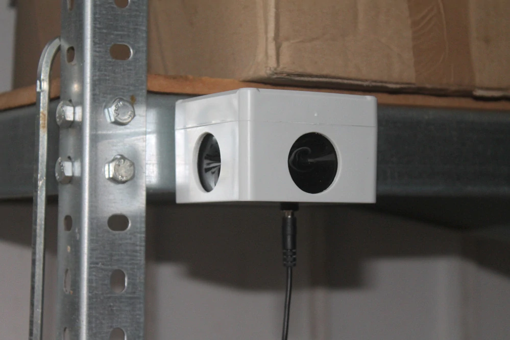 Profesionálny odpudzovač kún, potkanov a myší, 230V, dosah 360° 