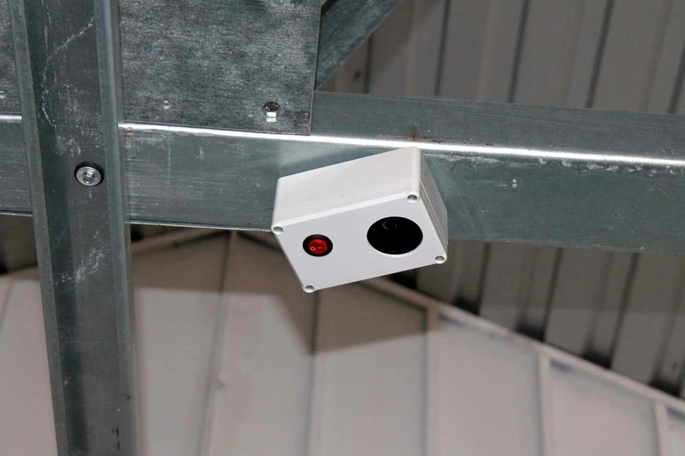 Profesionálny odpudzovač kún, potkanov a myší batériový 2000m2 H6