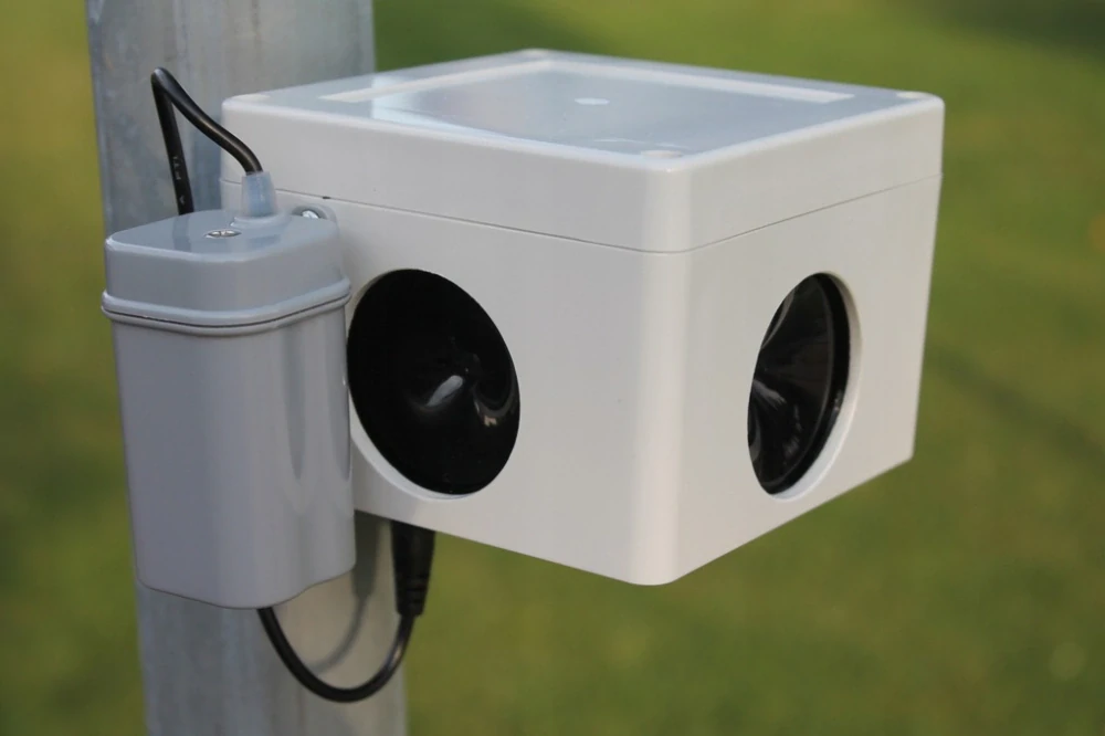 Profesionálny odpudzovač kún, potkanov a myší, dosah 360°