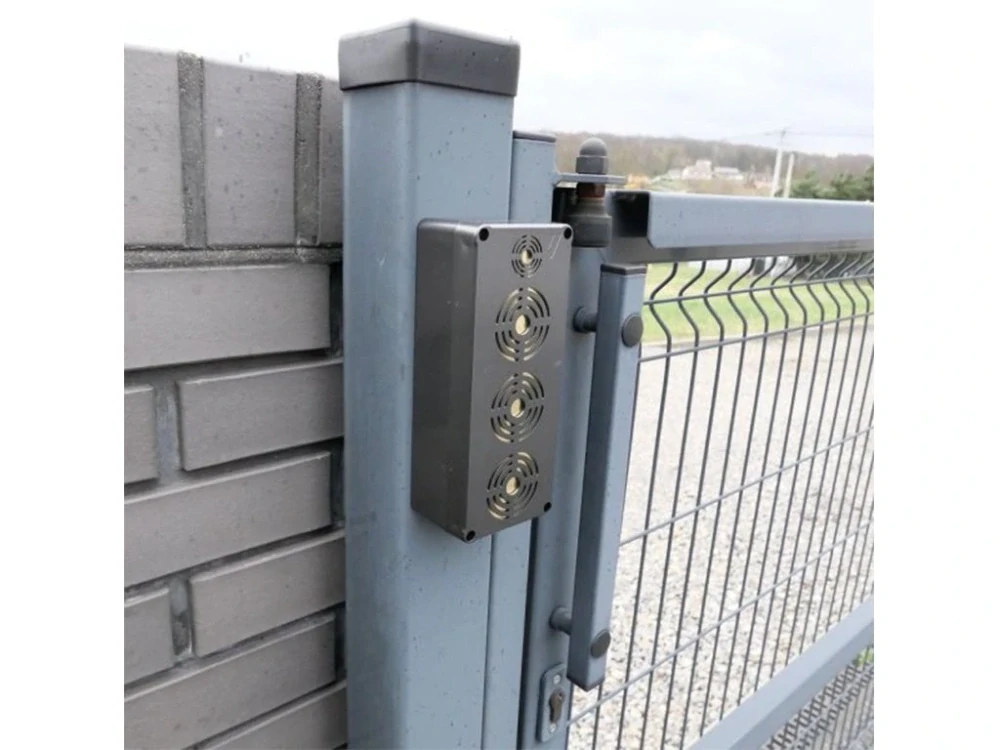 Profesionálny odpudzovač kún, potkanov a myší Viano, akumulátorový 3000m2